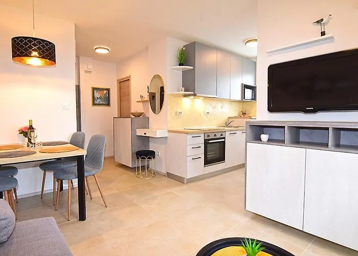 Sole Pula Apartman-Near Beach